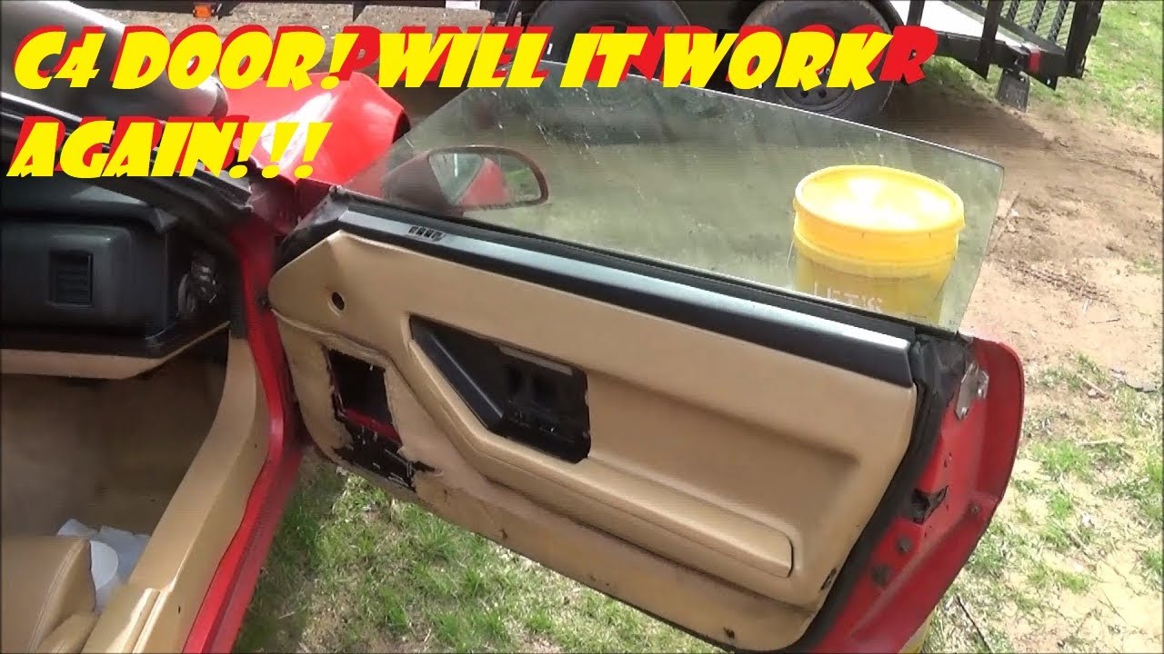 WILL MY DOOR WORK AGAIN!!!  _____ 1985 Red C4 Corvette Passenger Door Panel and Inner Door Items