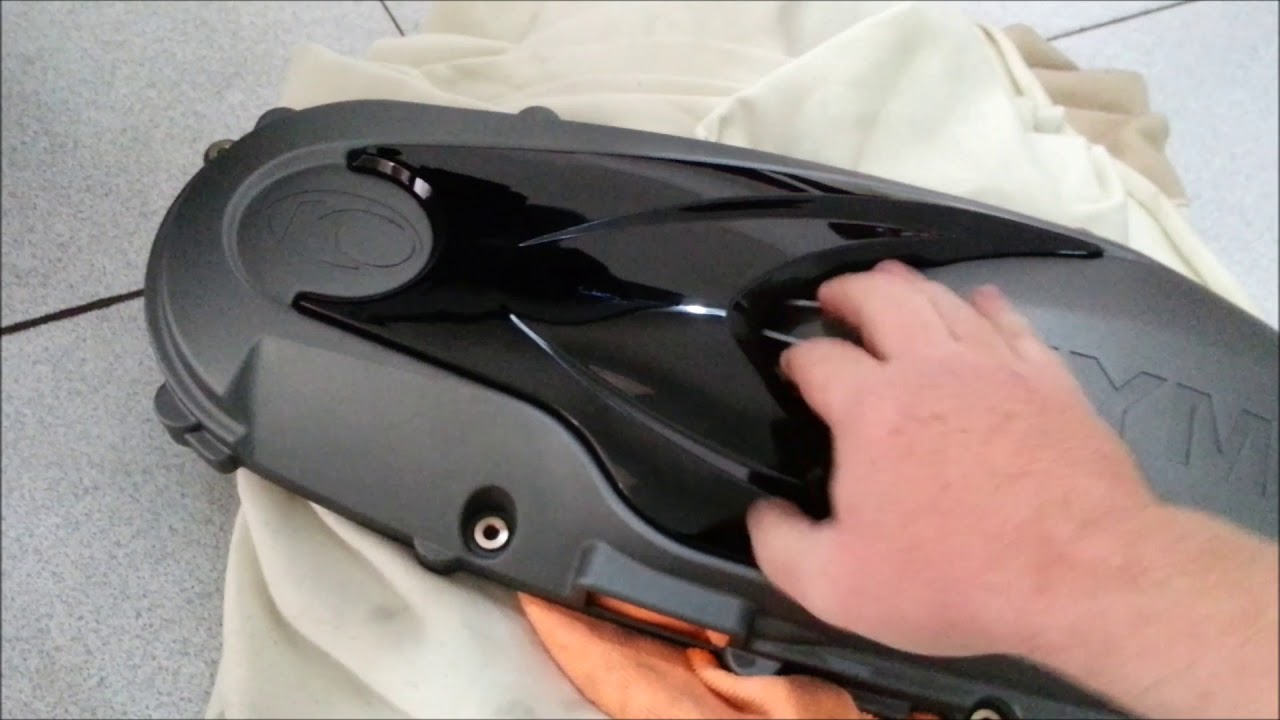 Manutençao do filtro de ar do vareador da kymco xciting 400(eng,subtitles)