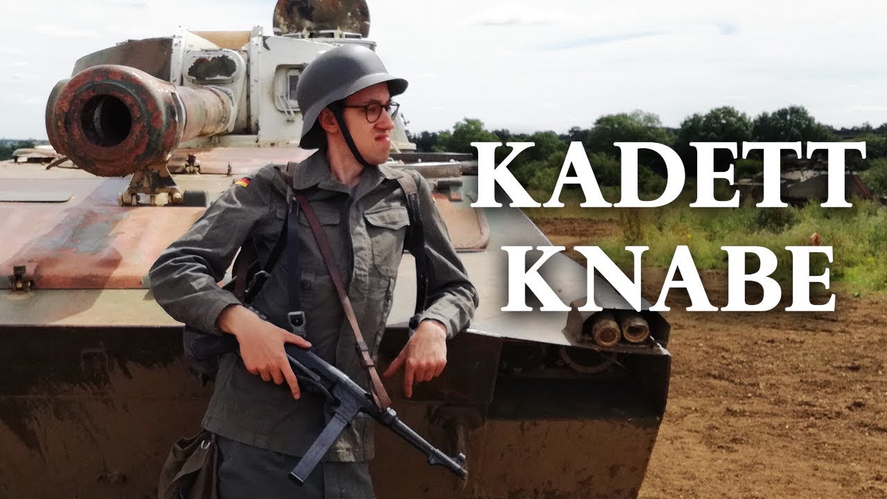 Kadett Knabe in der Ausbildung
