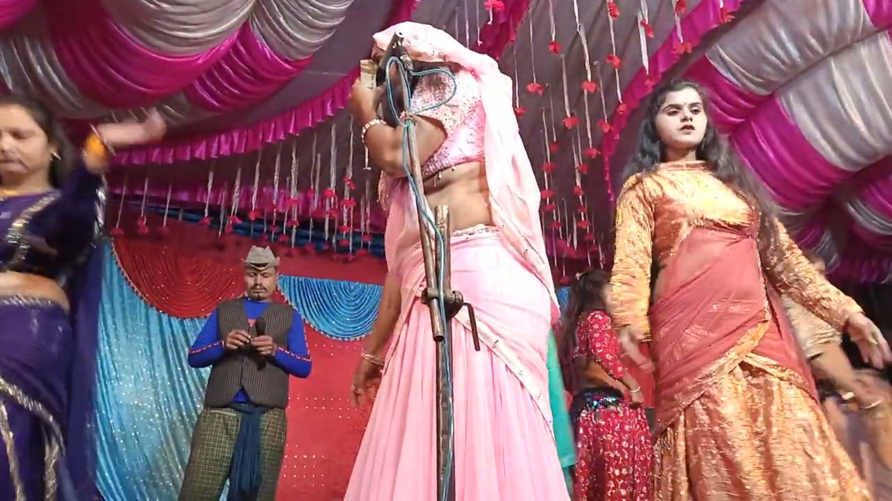 तो यह नीतू चंचल नवाबगंज की सुपरस्टार