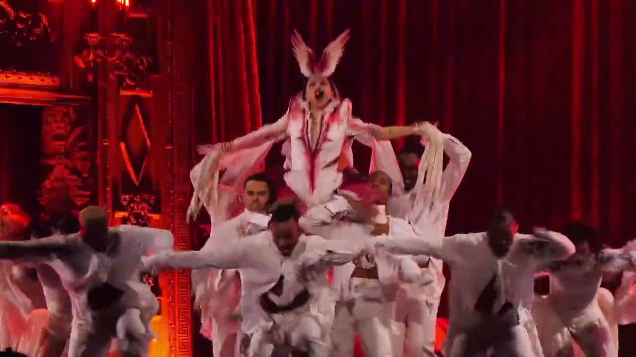 Lady Gaga - 