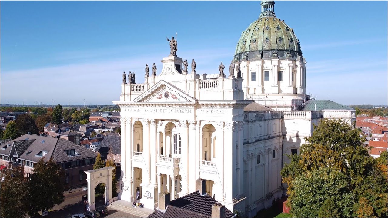 DJI Mini 2 - Oudenbosch met Kapel en Basiliek
