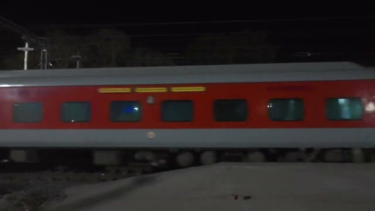 Kolhapur dhanbad deeksha bhumi express 