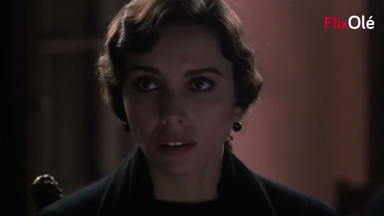 Escena de 'La casa de Bernarda Alba', dirigida por Mario Camus