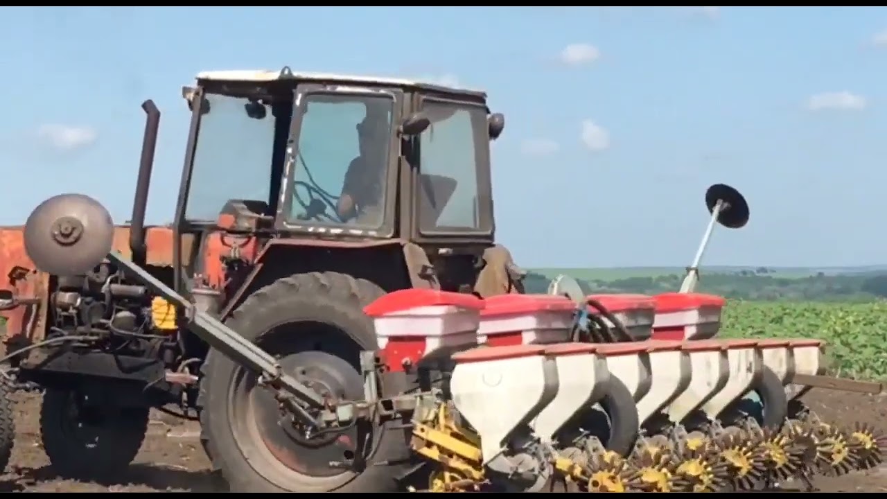 ЮМЗ 6 та сівалка Мультікор 16,06,2023,пересіваю сонях