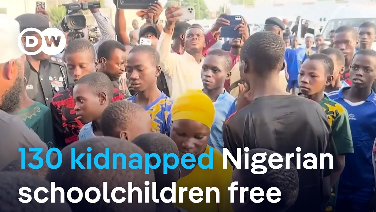 130 kidnapped Nigerian school children released after one month in captivity | DW News