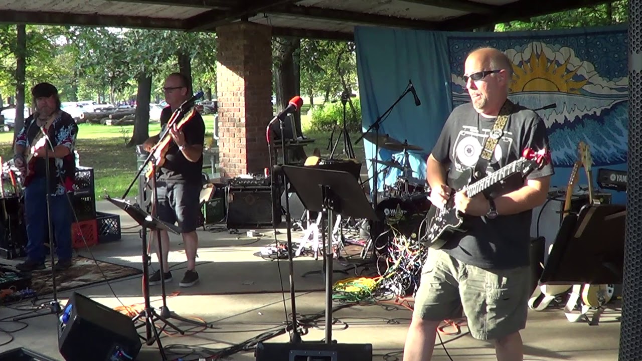 Ted Nugent - Stranglehold -  Neighborhood Picnic Band 2017