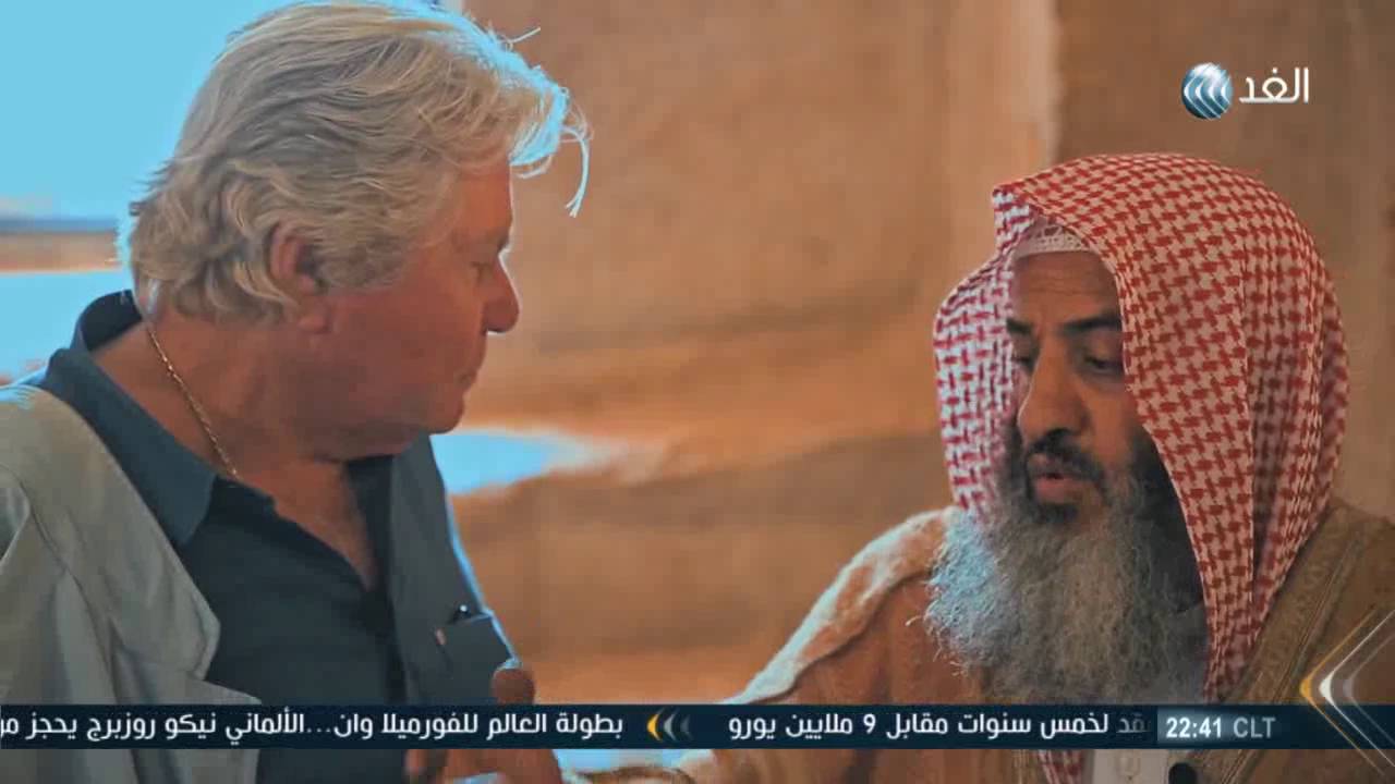«زمن» حسين فهمي في رحلة داخل موقع «أهل الكهف»