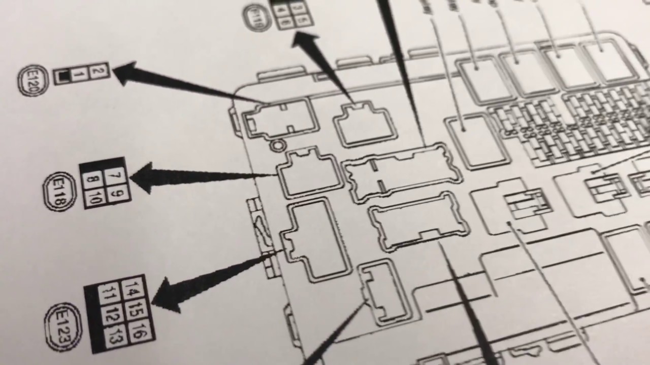 🚘🔧2005 ALTIMA LA BOMBA DE LA GAS NO SE APAGA  (PARTE 1)