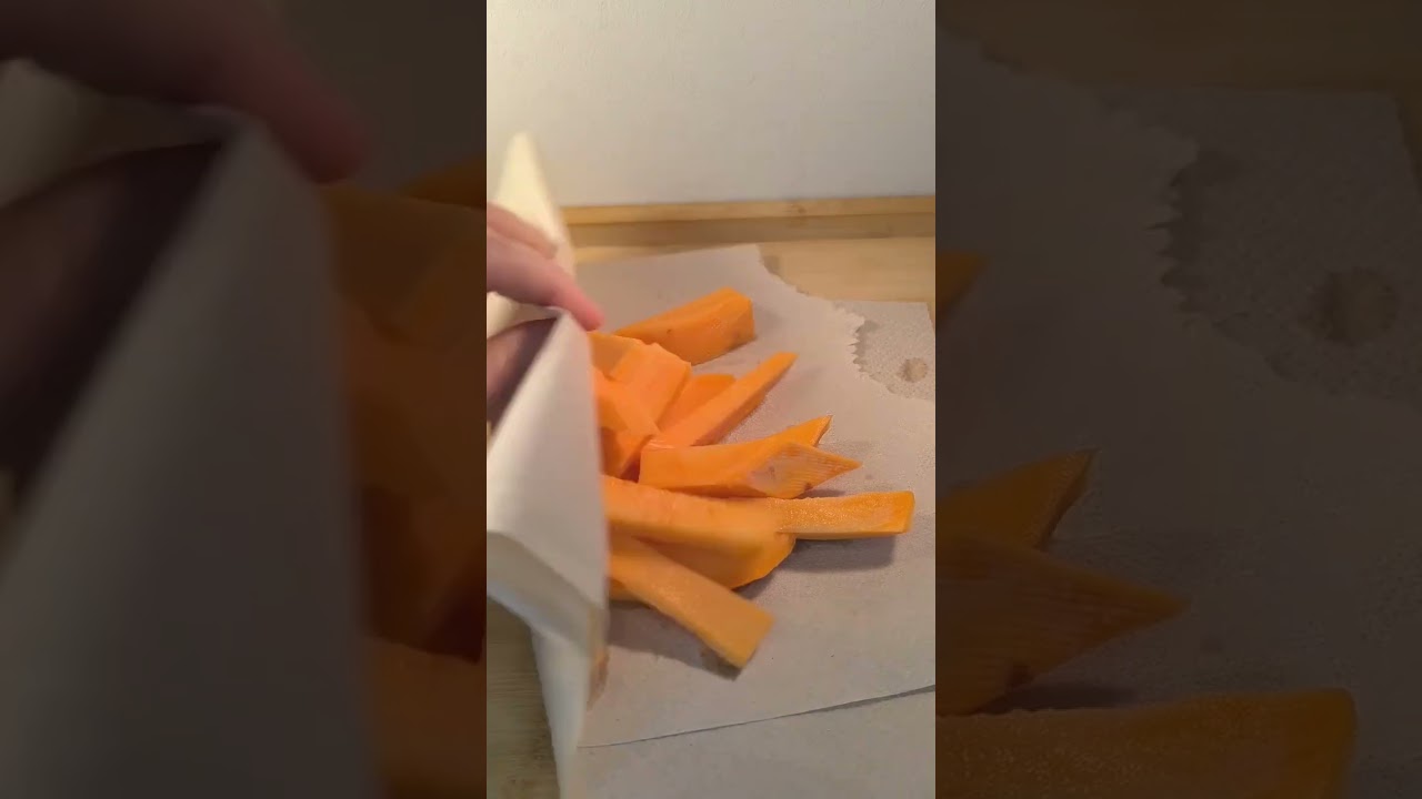 Frites de patates douces au airfryer . La recette en commentaire.