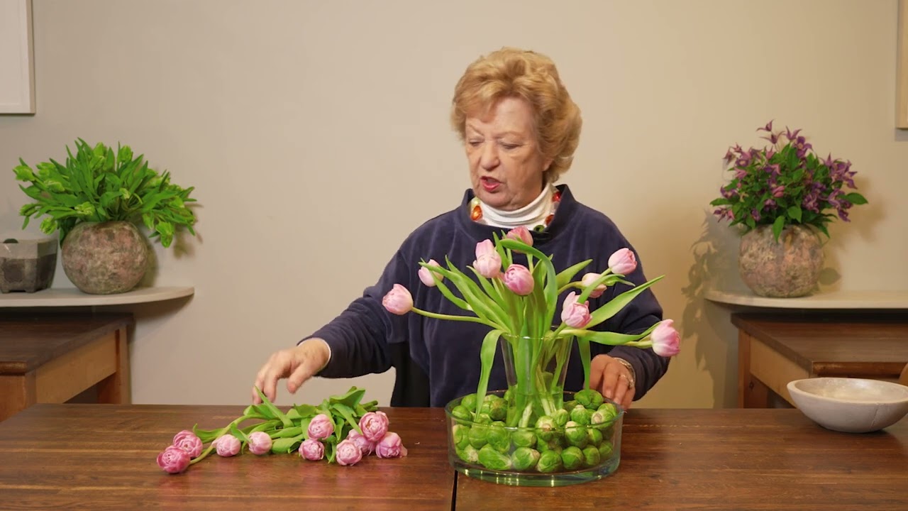 Five Minute Flower Arranger - Terrific Tulips