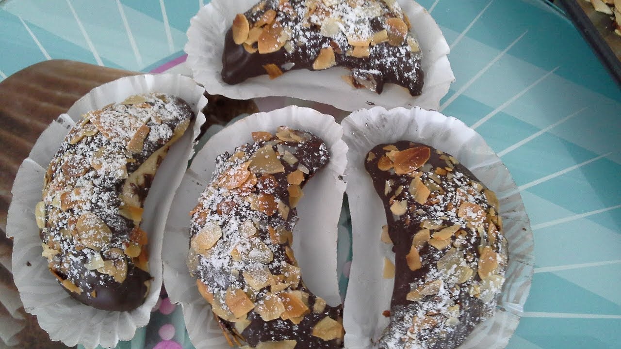 حلوة الهلالات سهلة وطعم لا يقاوم من مطبخ سلسبيل /gâteaux facile et délicieux de selsabil cuisine