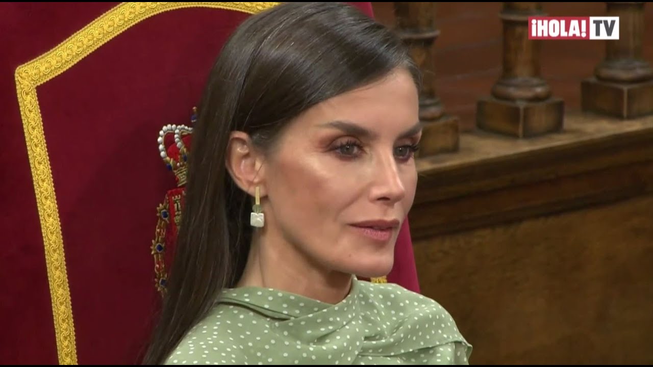 Esta es la fiel tradición fashionista que aplica doña Letizia en los Premios Cervantes | ¡HOLA! TV