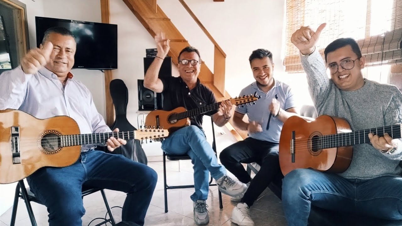 Amorcitos en domingo (Autor: Jorge Velosa)