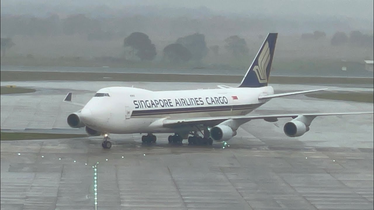 WET 💦  MELBOURNE AIRPORT PLANESPOTTING  9/11/25