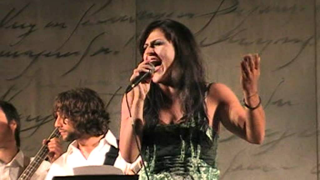 MariaGrazia Di Valentino - Almeno Tu Nell'Universo