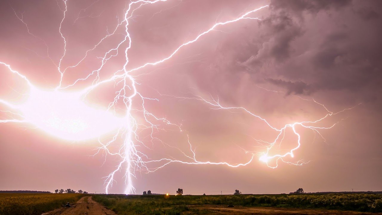 Łowy | NOCNE BURZE W WIELKOPOLSCE | Piękne pioruny⚡️- 19/20.06.22 r.