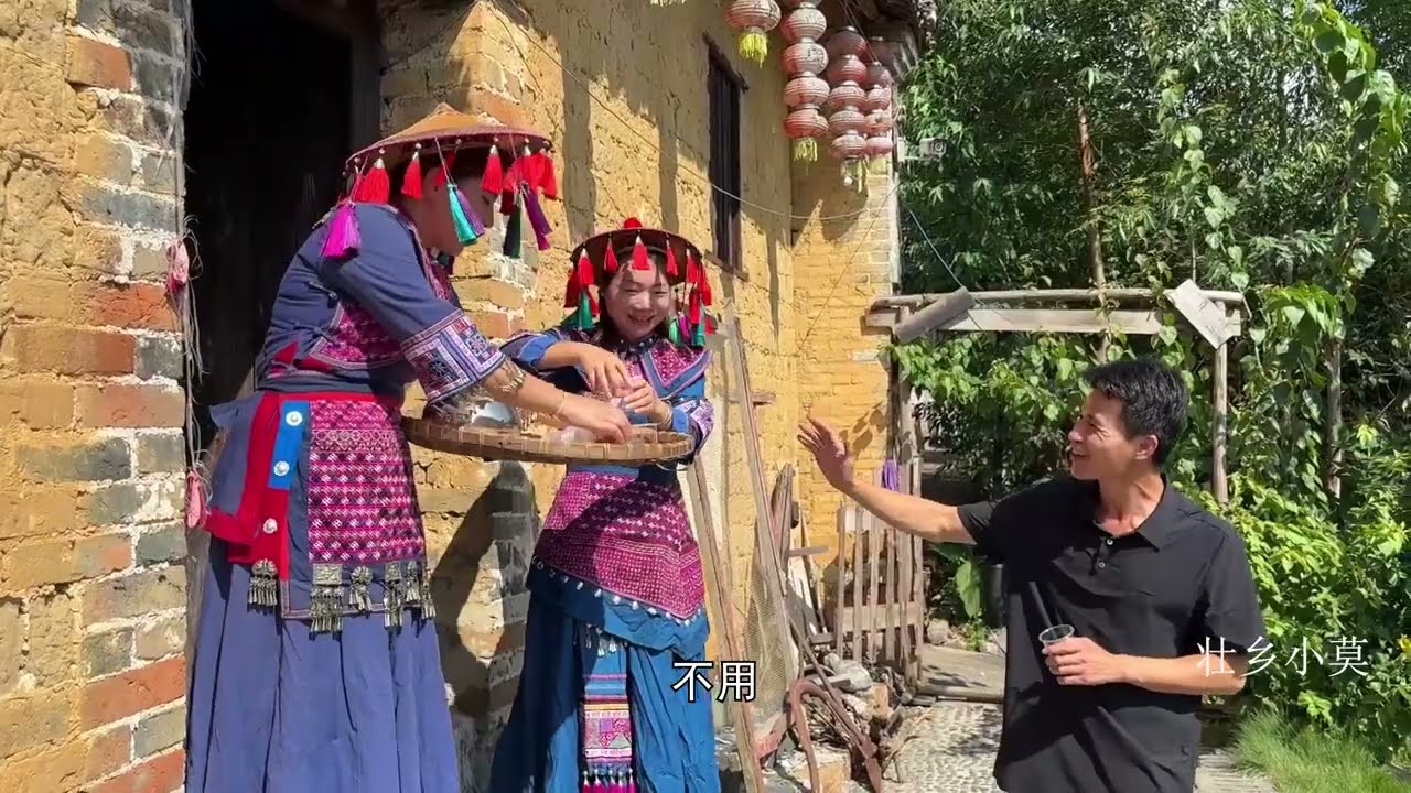 豪爽姐妹花家蹭饭，先上公文包后上斗车，没有三斤量真不敢去