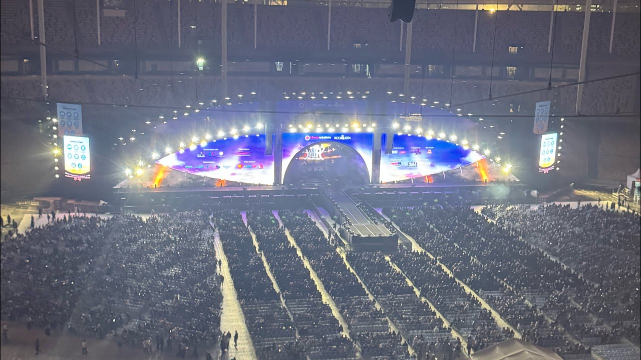 Dari Blok 316 Konsert Majlis Tertinggi RockQueen Ella 