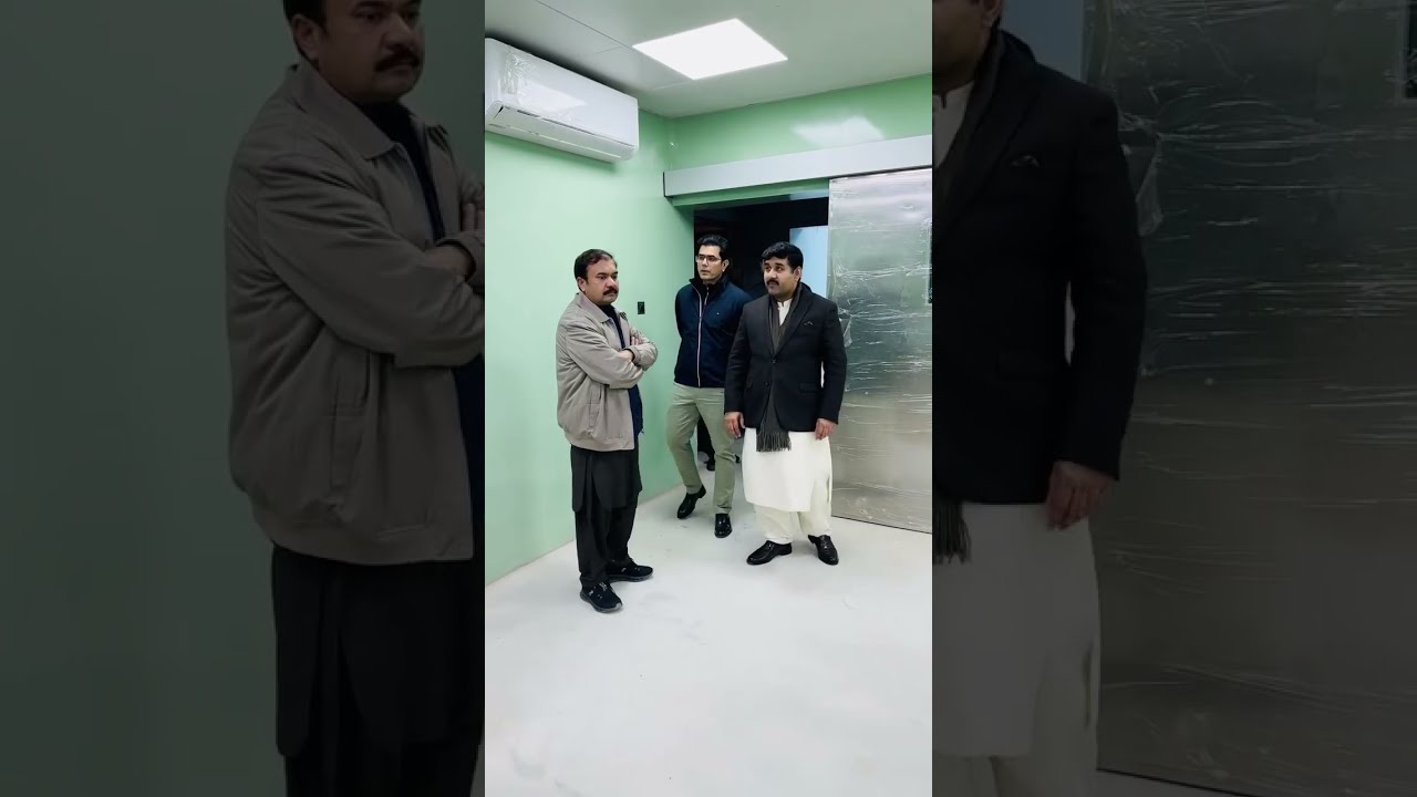 DC Jhang Ali Akbar Bhinder Visits Hilal-e-Ahmar Hospital