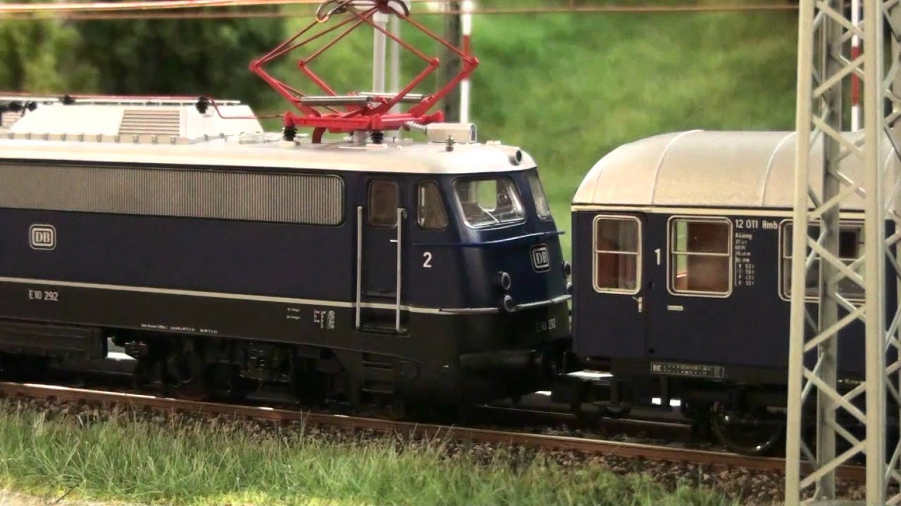 Roco E10 und ESU BR 215 Spektakel auf der Anlage 