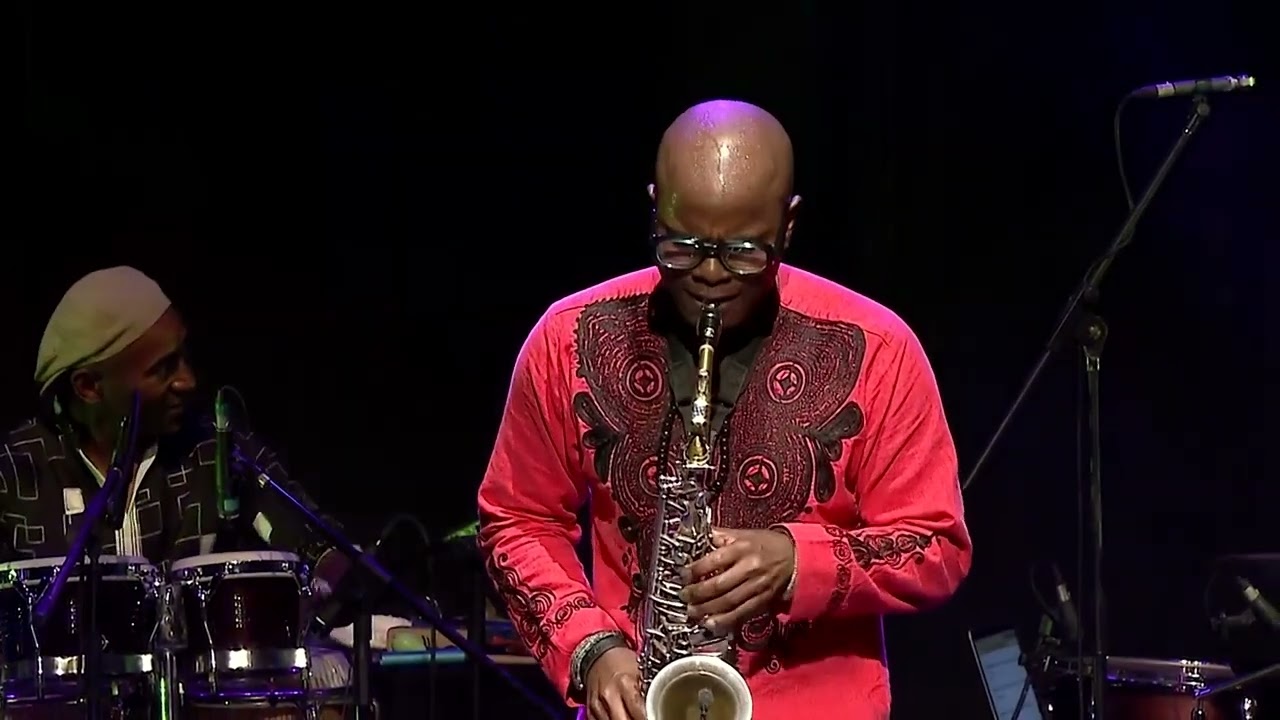 Ivan Mazuze em Concerto (Wemba Wa)
