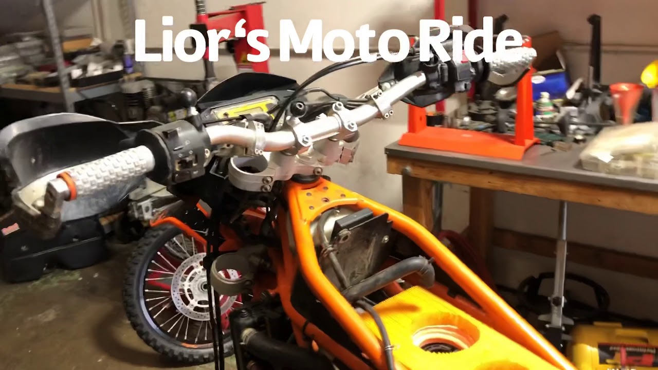 Steering head bearings replacement on KTM