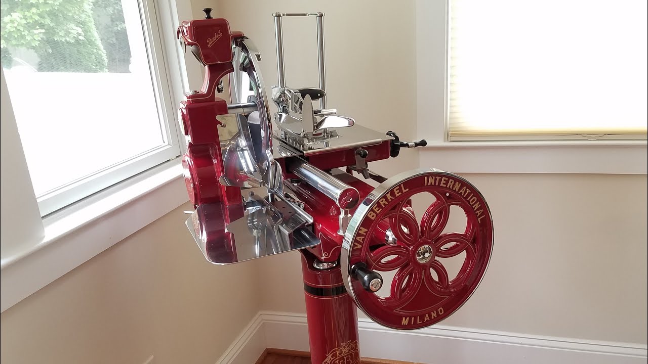 The unpacking of Berkel B114 flywheel slicer and using it for the first time!