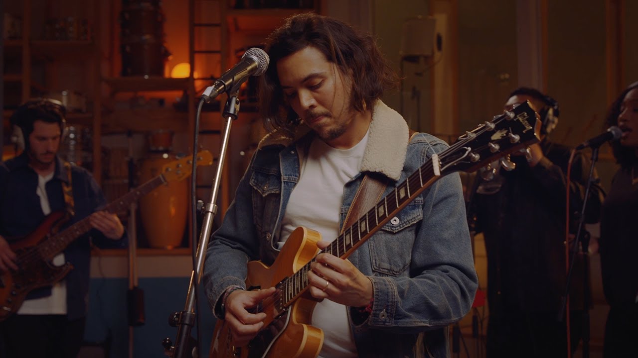 Lucky Bamba - paradise (live evergreen sessions)