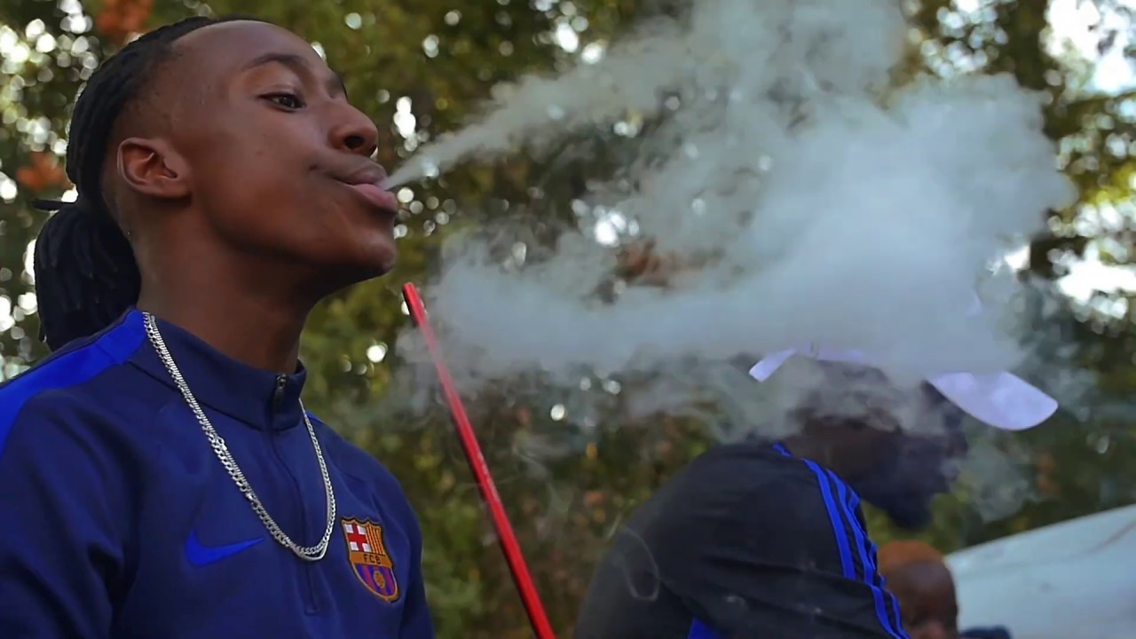 DANS MA CHAMBRE ( prod.by King Leeboy )
