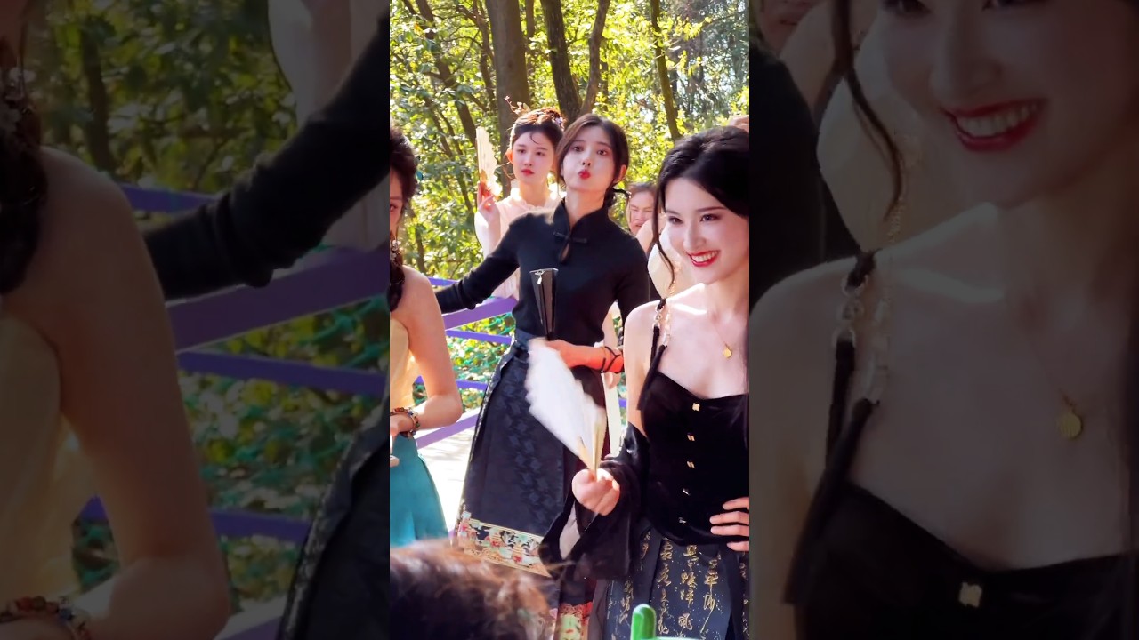 💥Exploring Vietnam: Meeting Traditional Vietnamese Girls?