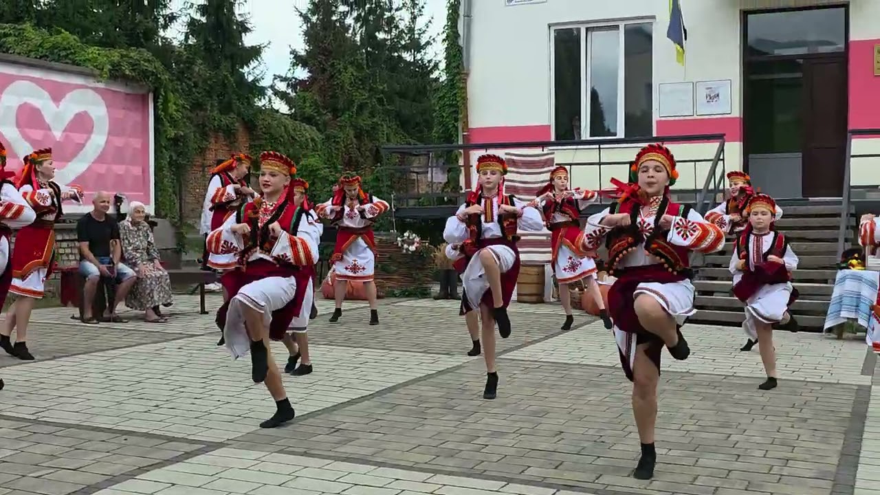 Танець  