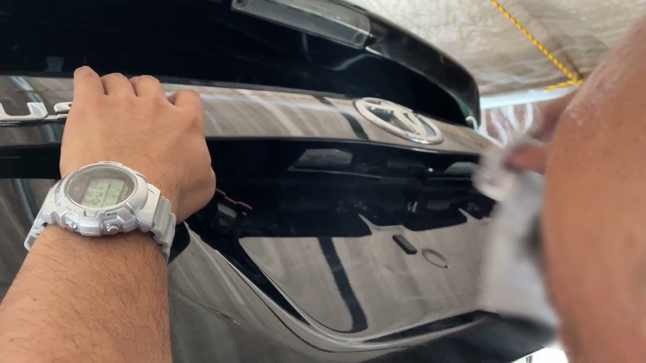 プリウスバックカメラ取付(前編)  サンキョウ自動車高崎店