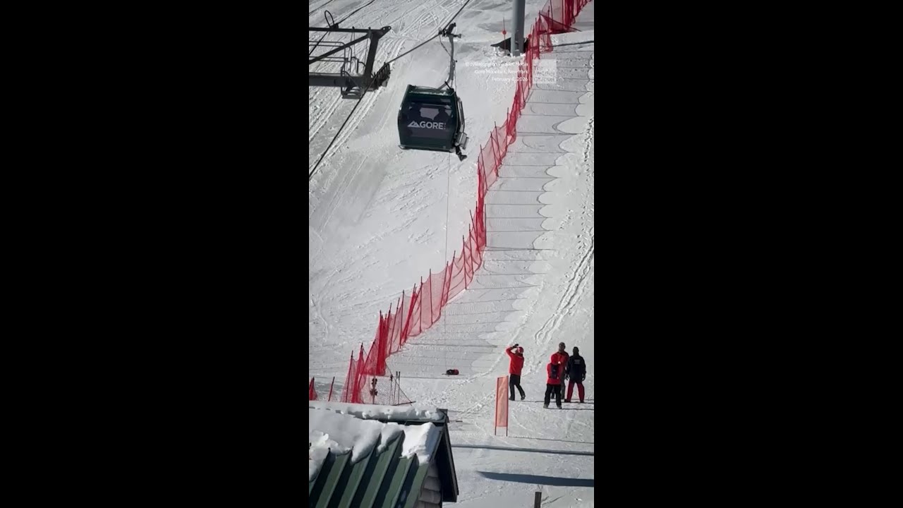 67 Skiers Rescued From Broken Gondola