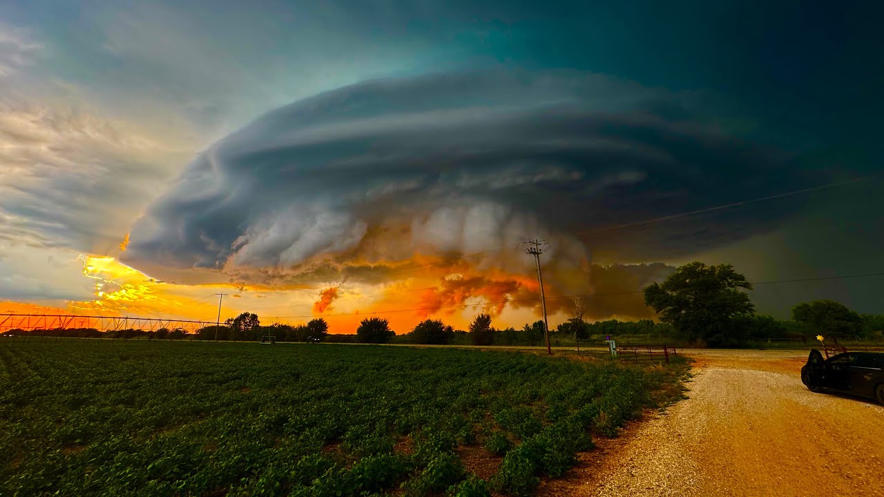 Wichita Metro in Kasnas CHASE MAJOR SUPERCELL TWICE STORMS I've Ever Seen (4K) - September 3, 2025