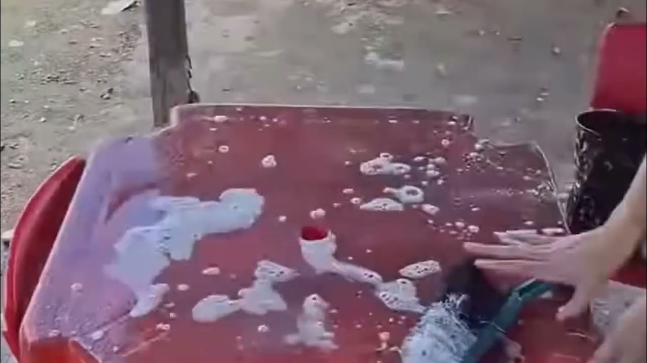 Transparent Clean: Floor Revival with Veronica for a Fresh Shine!