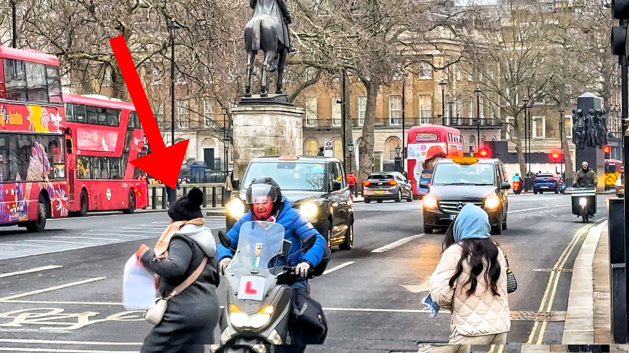 SHOCKING - YOU WON'T BELIEVE WHAT THIS ADULTS DID at horse guards