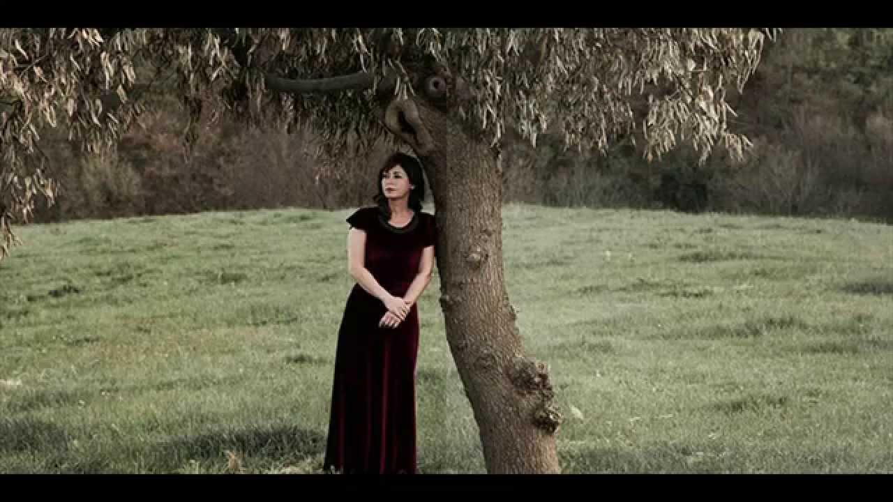 İlkay Akkaya - Haziranda Gülüver        Albüm : Hayat        Söz -Müzik :Mehmet Perktaş