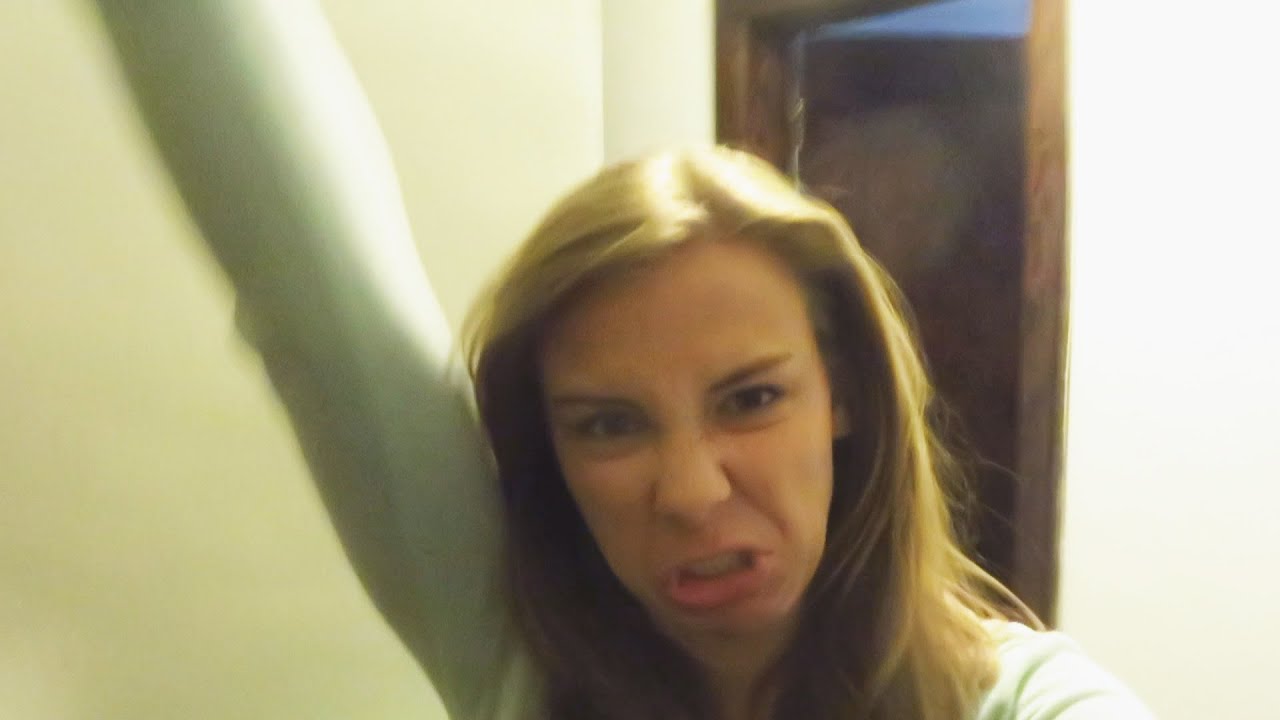 Y'all Ready for Advent?! (Vlogmas Day 9)