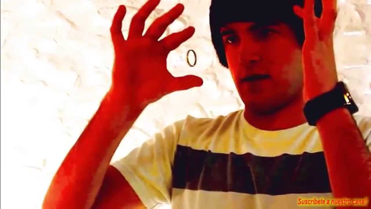 Hacer flotar un anillo levitando ¡Truco revelado y explicado! Magia gratis
