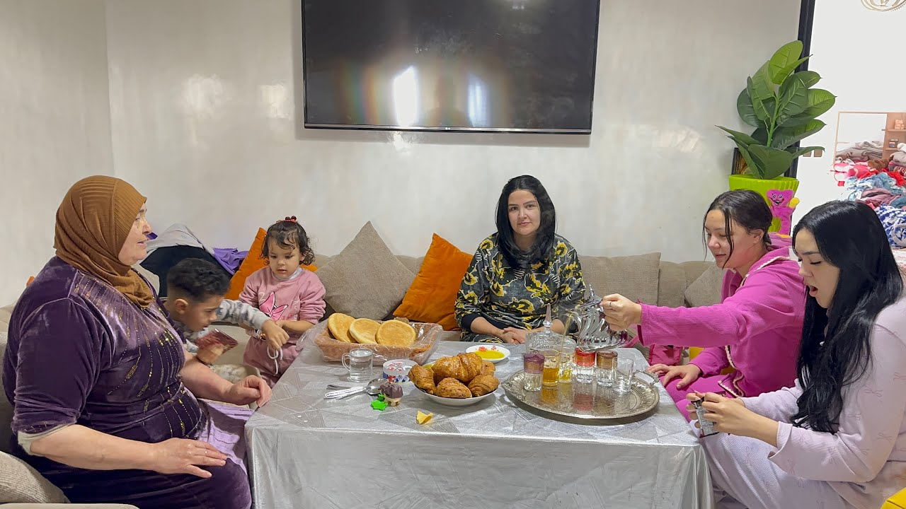 امينة ايمان صدمو سامية شوها ناضت بلفقصة تتحير حتى طاحت 😭