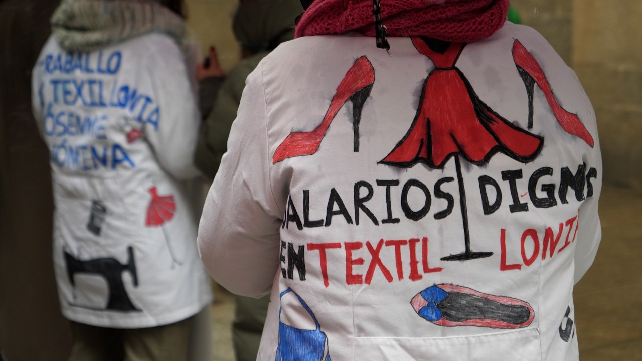 #TextilLonia en loita! #Ourense #STL #CarolinaHerrera #PurificacionGarcia