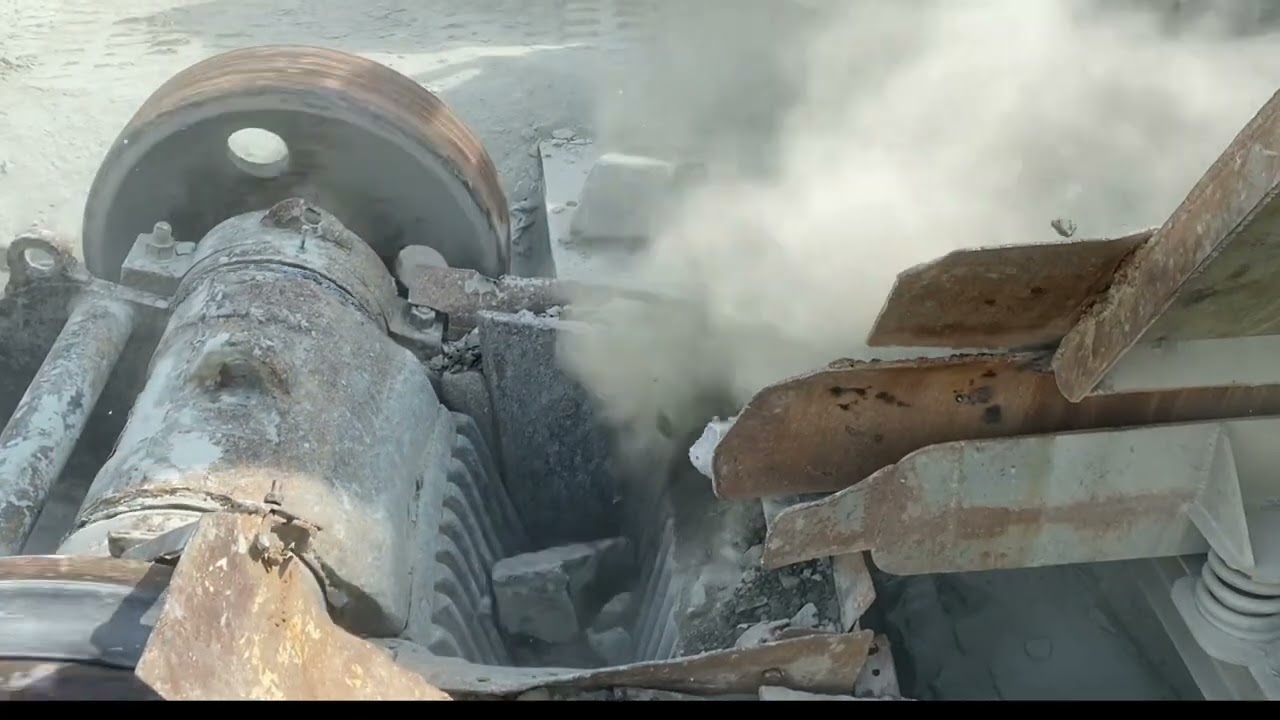 The King of Crushers | Massive Stones Turned to Dust” #rockcrusher #asmr #satisfying #stonecrusher