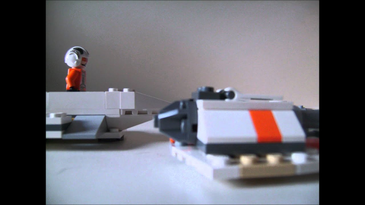Zev Senesca builds his snowspeeder (8089)