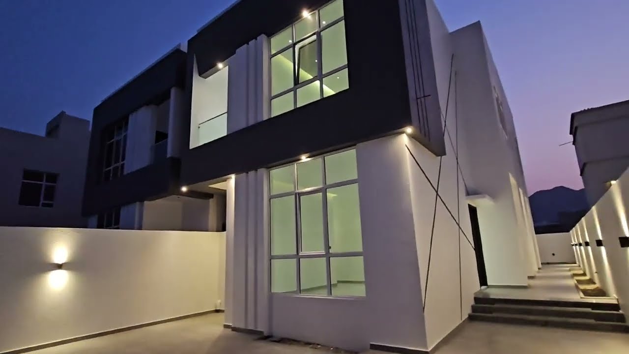 فيلا فخمة خمس نجوم مرتفعات العامرات الثامنة تغطية المهندس سالم البرواني