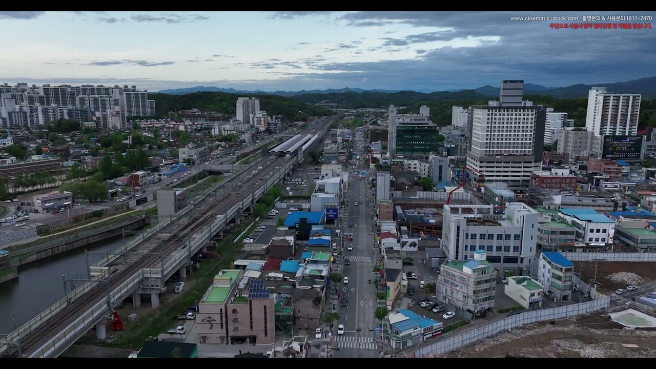 금촌초등학교, 금촌천, 금촌역, 메가박스 파주금촌, 경기 파주시 금촌동 드론영상소스 DJI 0051 0005