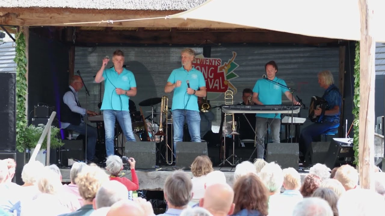 11  Enig en Anders
