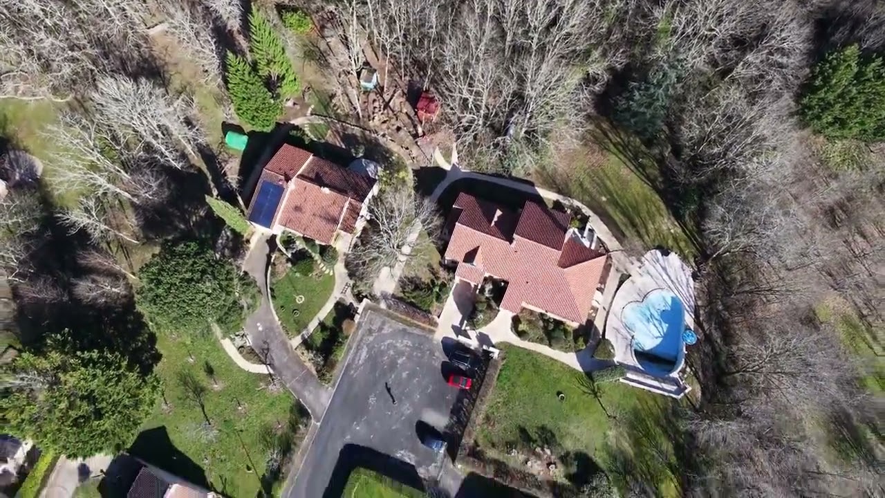 Huis en rivier