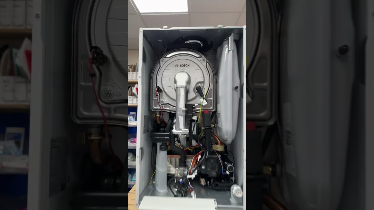 Worcester Bosch 1000 combi boiler 24kw 30kw