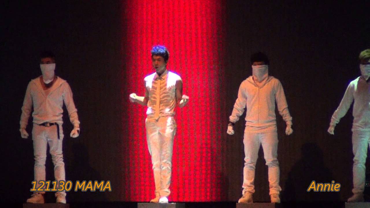 [fancam] 121130 MAMA in Hong Kong - Wooyoung